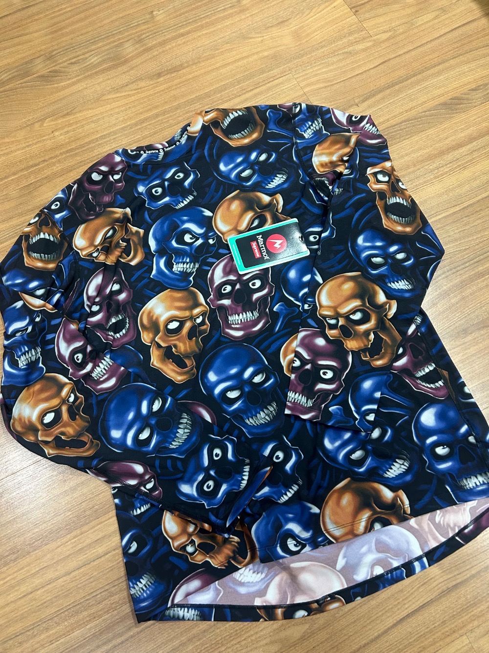 Marmot x Supreme Camiseta Base Layer Long Sleeve Skull Pile FW25-W18 — XG, Novo