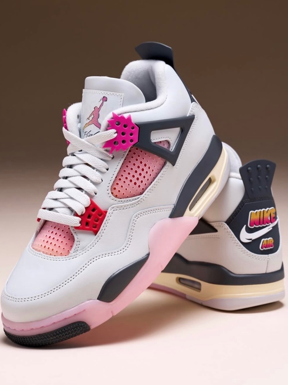 Air Jordan 4 Retro Comic — 41, Novo