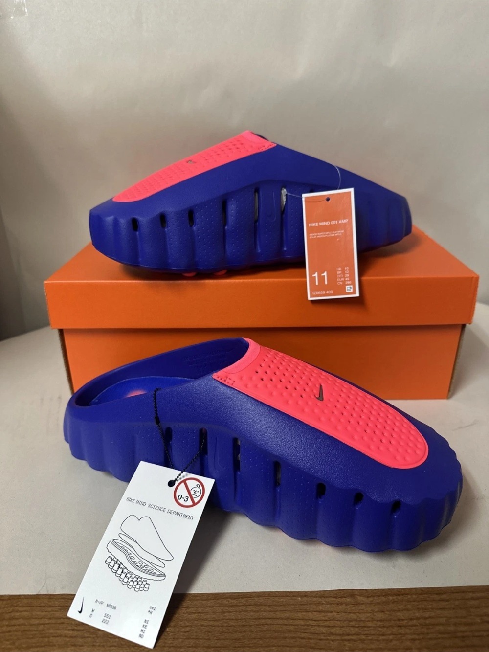 Nike Mind 001 AMP Spider-Man Indigo Burst Hyper Punch Black — 46, Novo