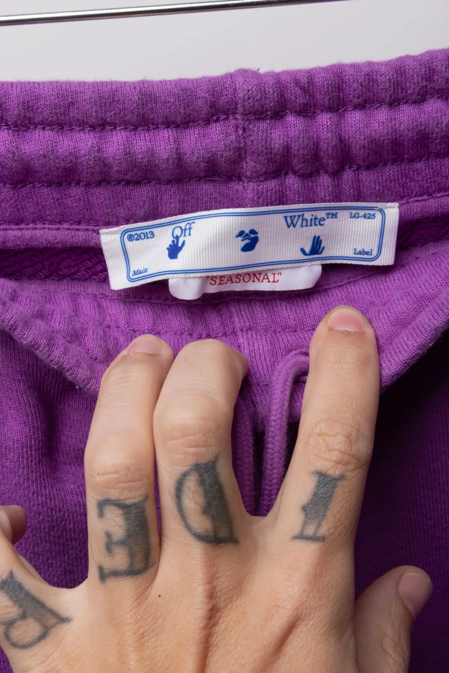 Foto 3 de Calça Off-White Logo Print Purple — G / XG, Novo