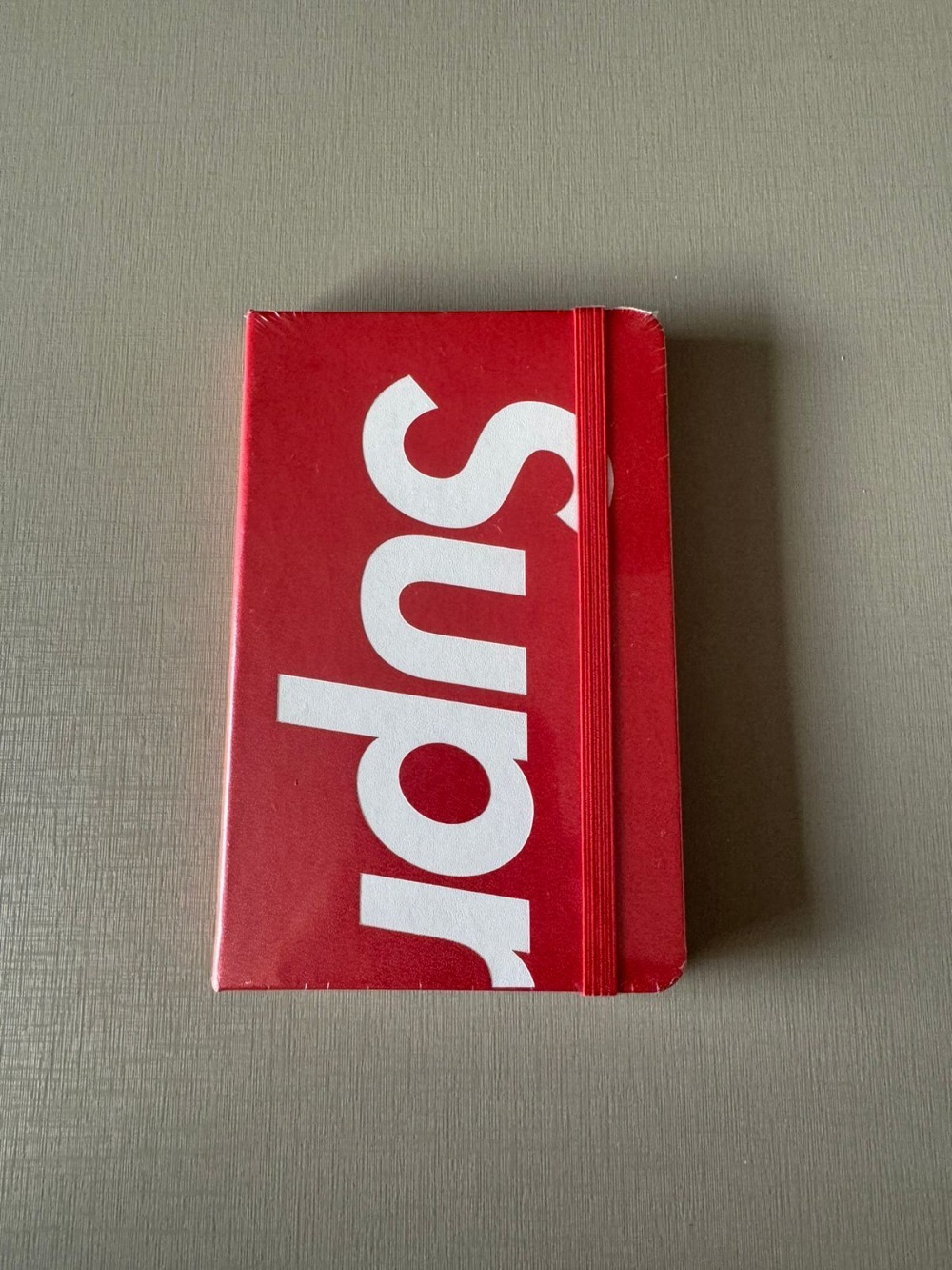 Moleskine x Supreme Caderno Small Red — Único, Novo