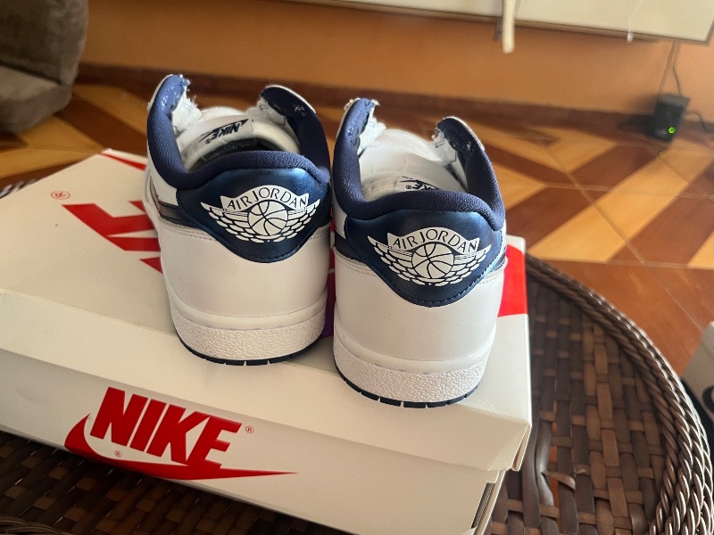 Foto 3 de Air Jordan 1 Low '85 Metallic Blue — 43, Usado