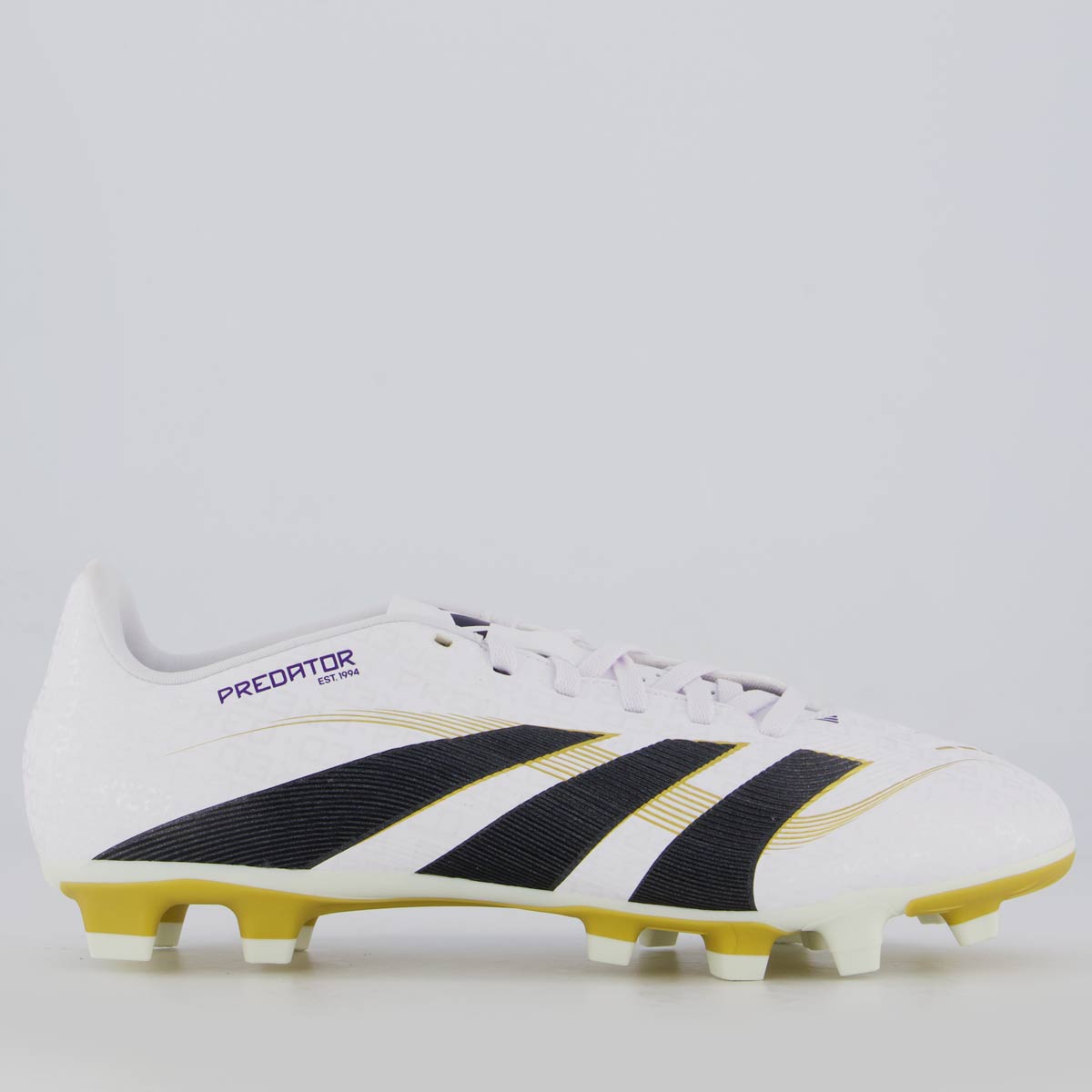 Chuteira Adidas Predator Club Campo Branca e Dourada