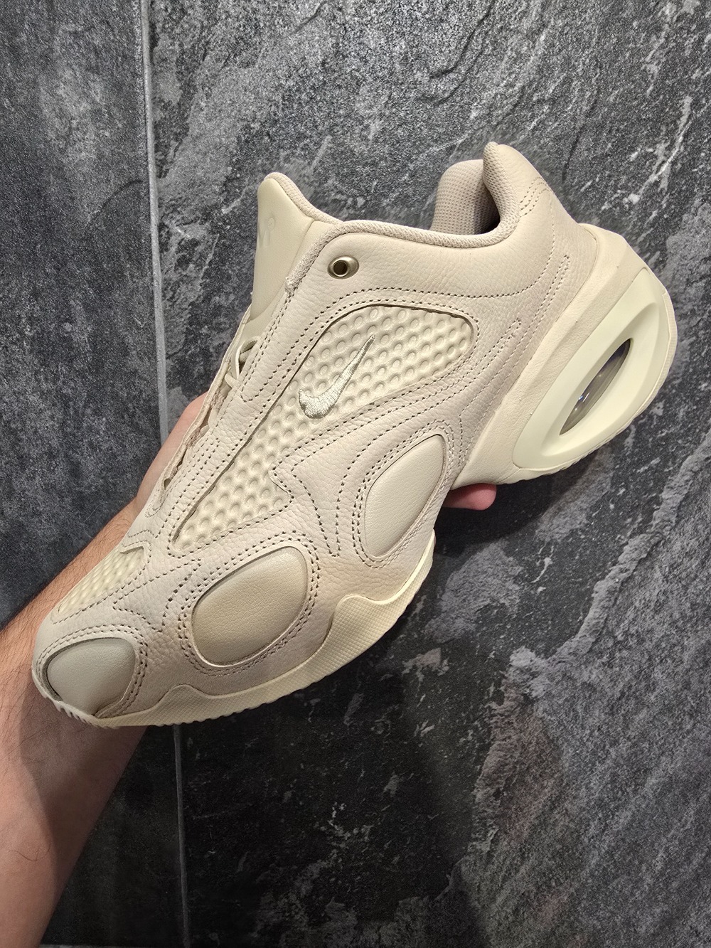 Nike Air Max Muse SE Oatmeal — 34 / 35 / 36 / 38, Novo