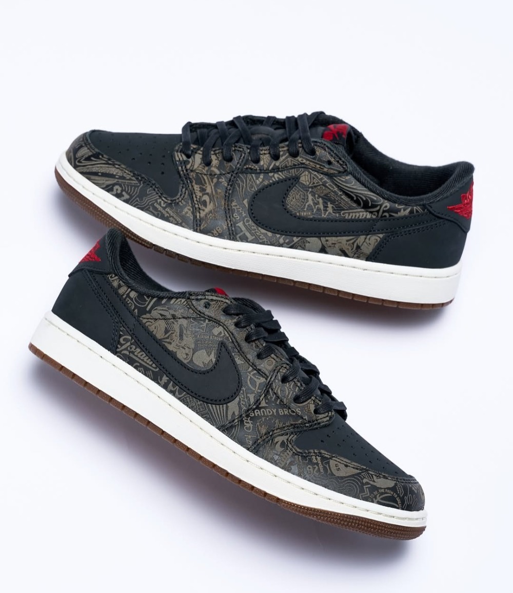 Air Jordan 1 Low OG Laser Black Varsity Red — 42 / 42.5 / 43 / 43.5 / 44, Novo