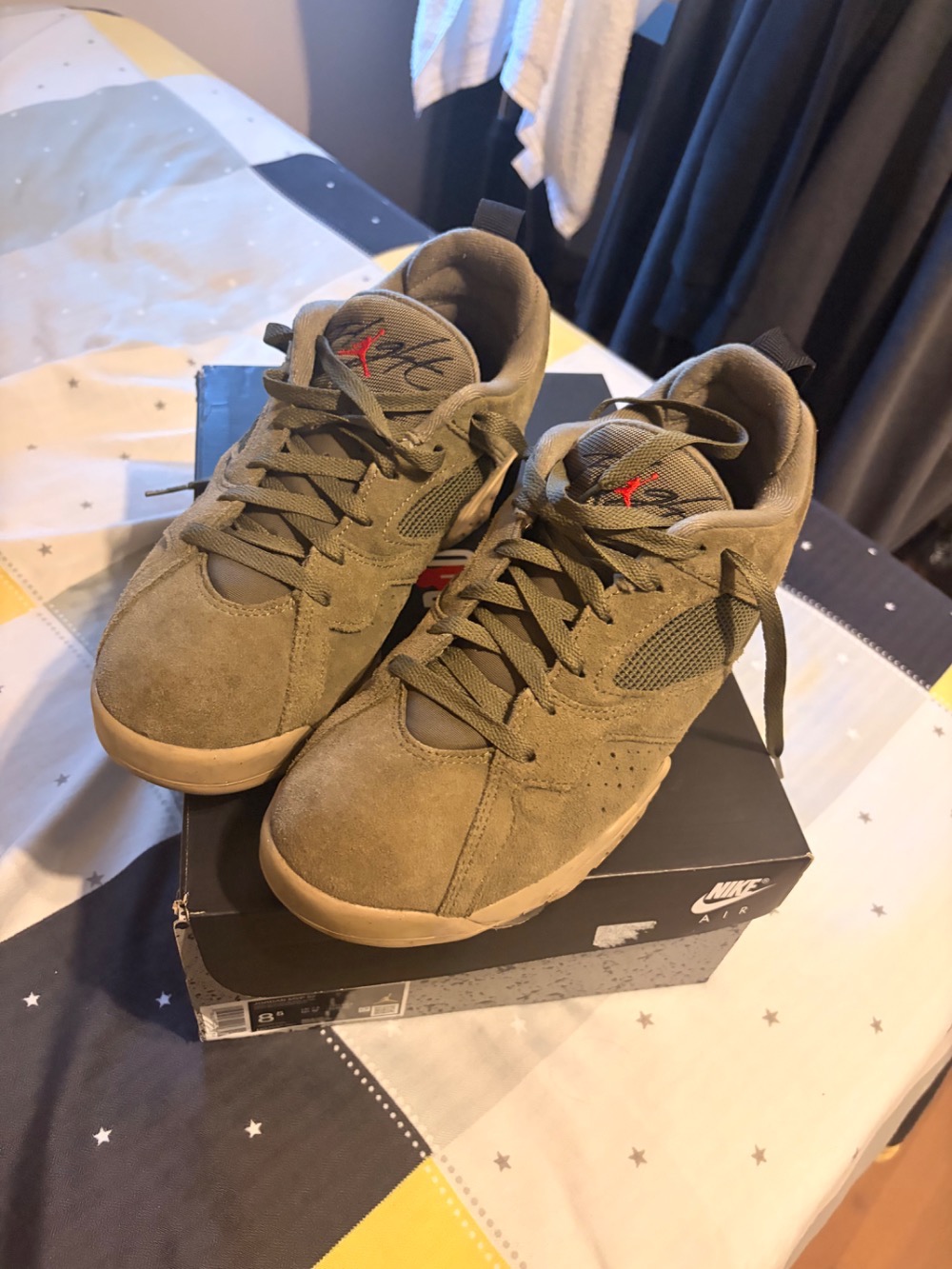 Air Jordan MVP 92 Medium Olive — 40, Usado