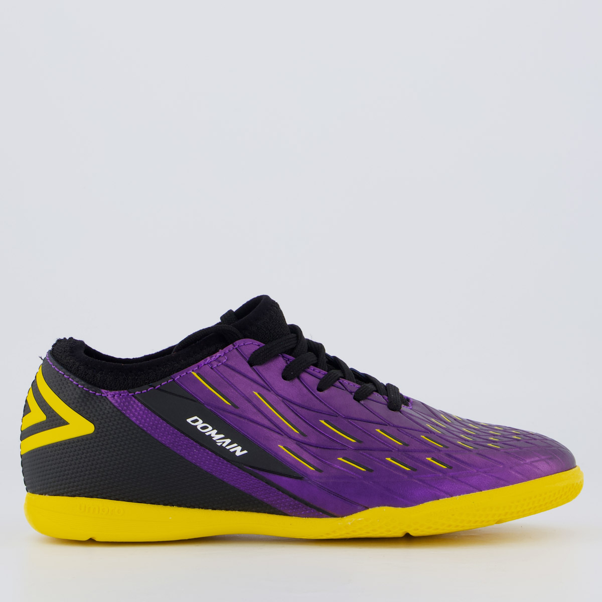 Chuteira Umbro Domain Futsal Juvenil Roxa e Amarela