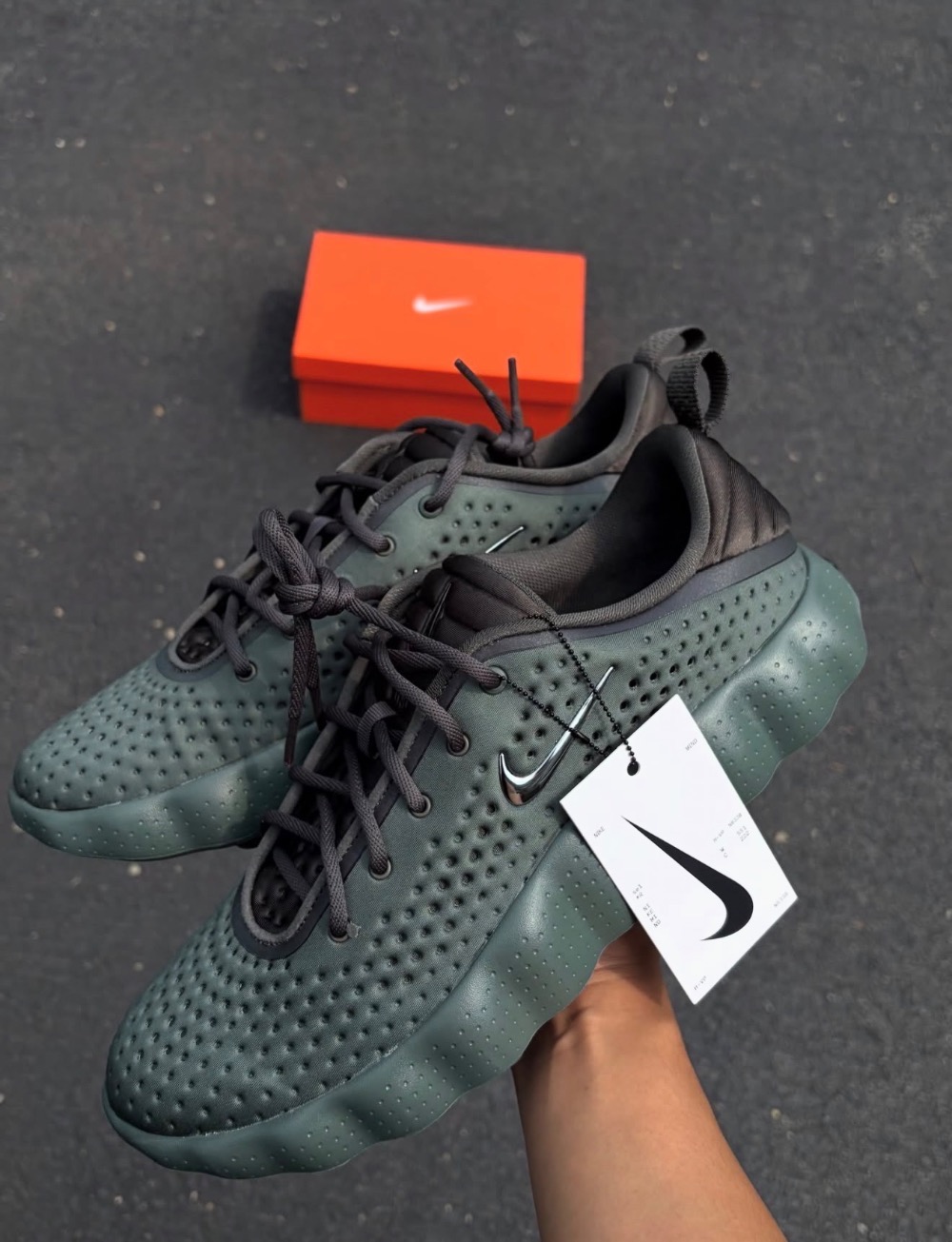 Nike Mind 002 Camo Green Phantom Newsprint — 43, Novo