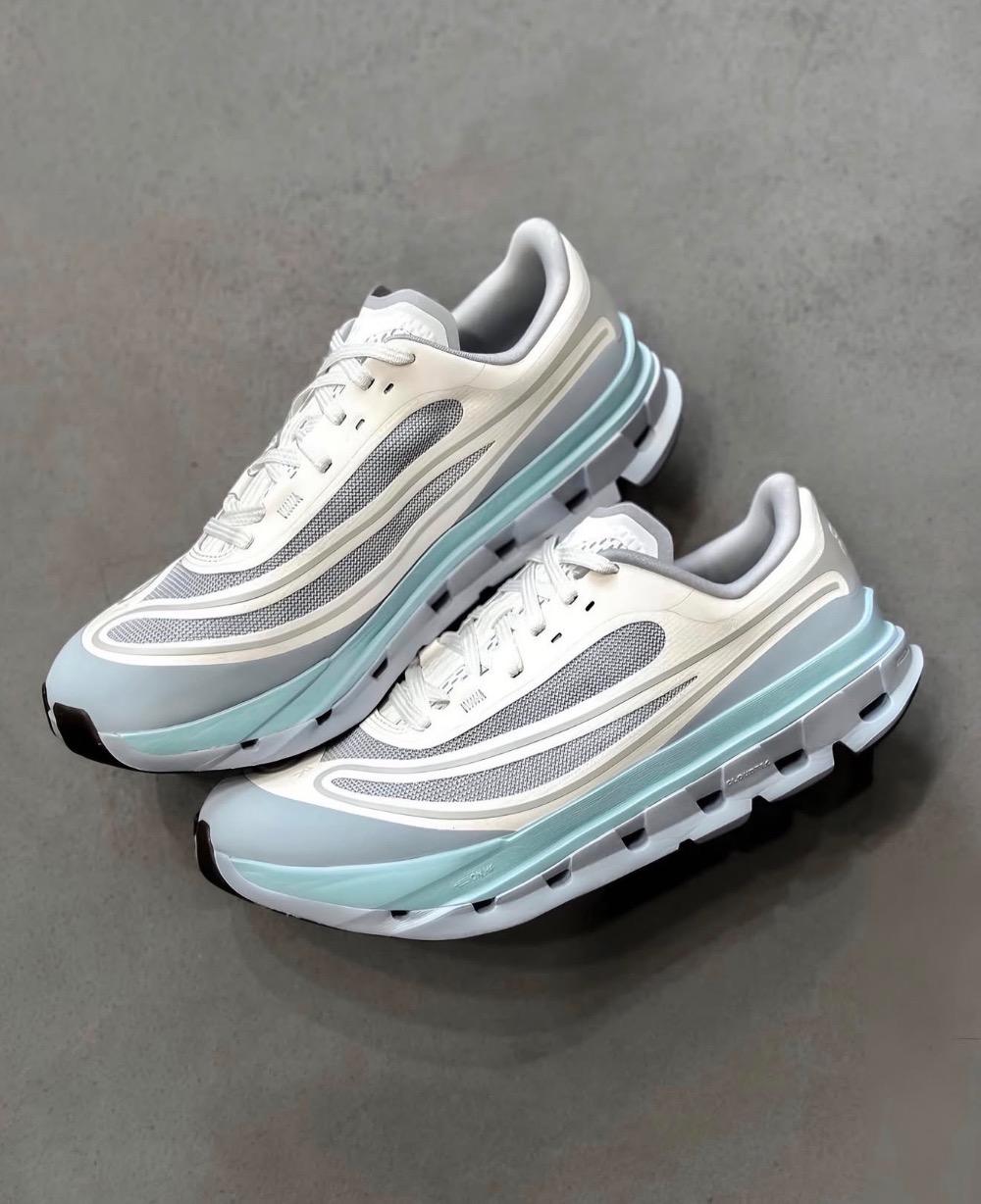 On Running Cloudflow 5 Hail White — 41, Novo