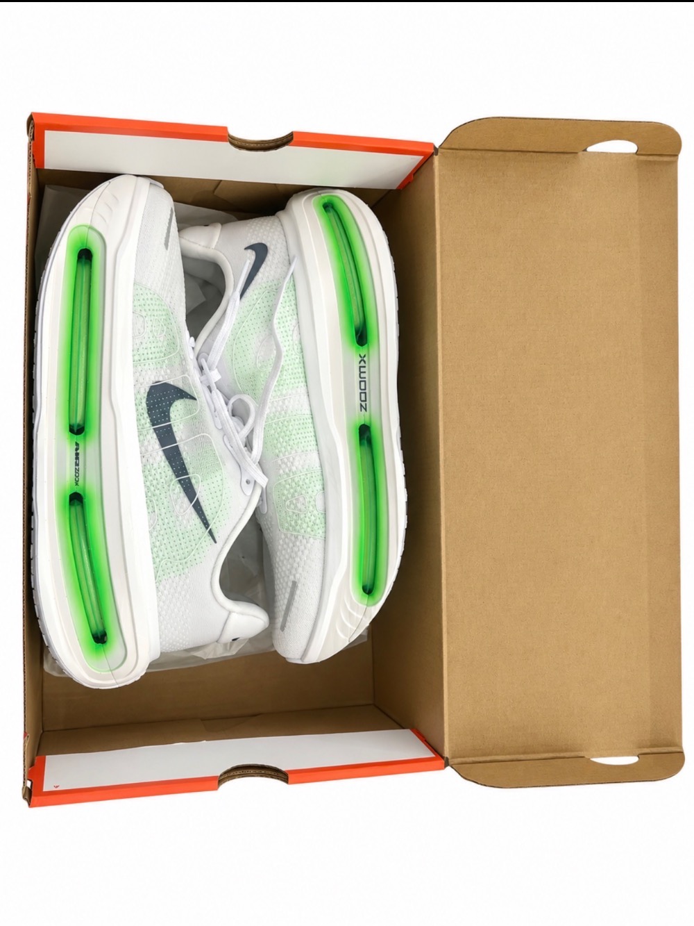 Nike Vomero Premium Green Spark — 42, Novo