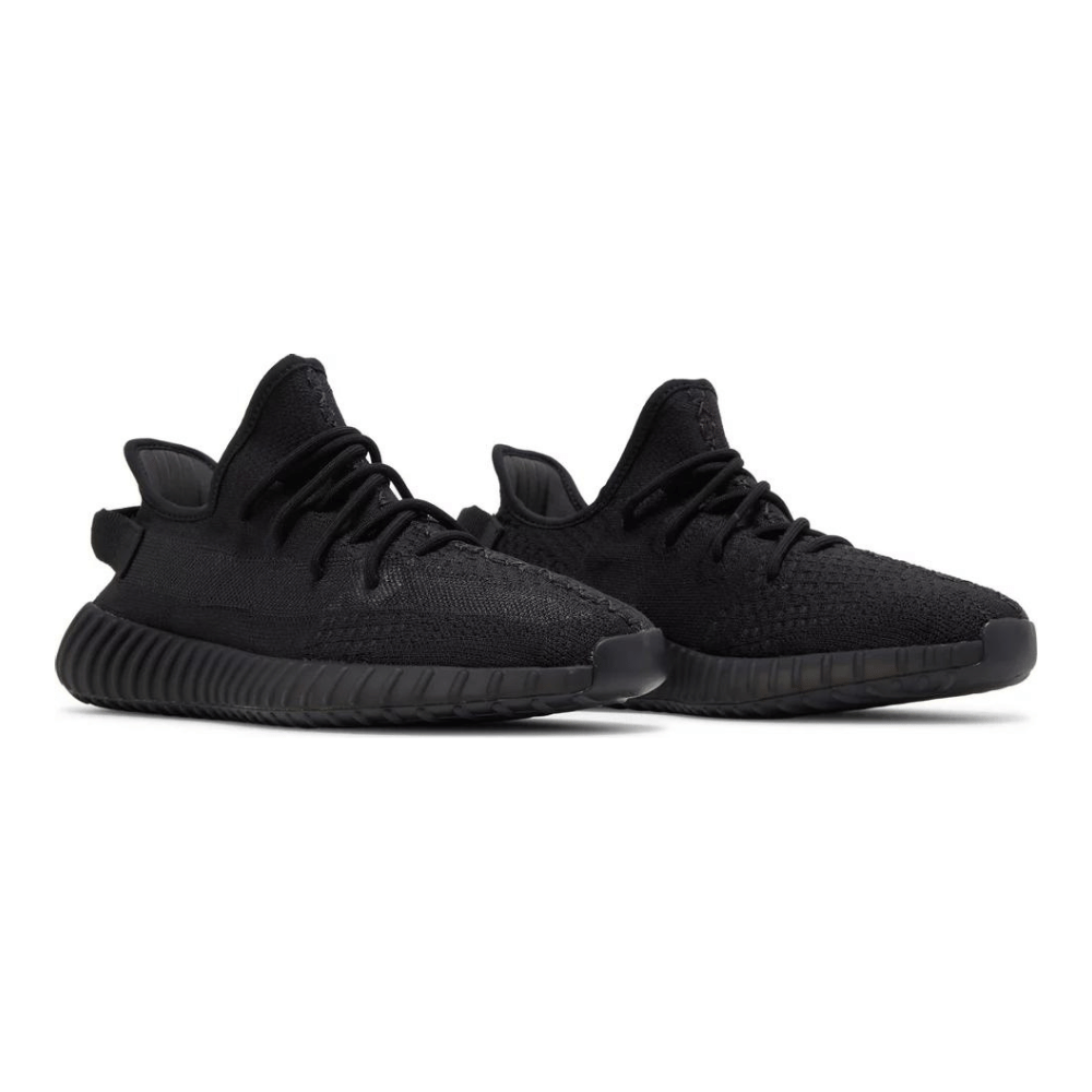 Yeezy 350 V2 Onyx (2023) — 34, Novo