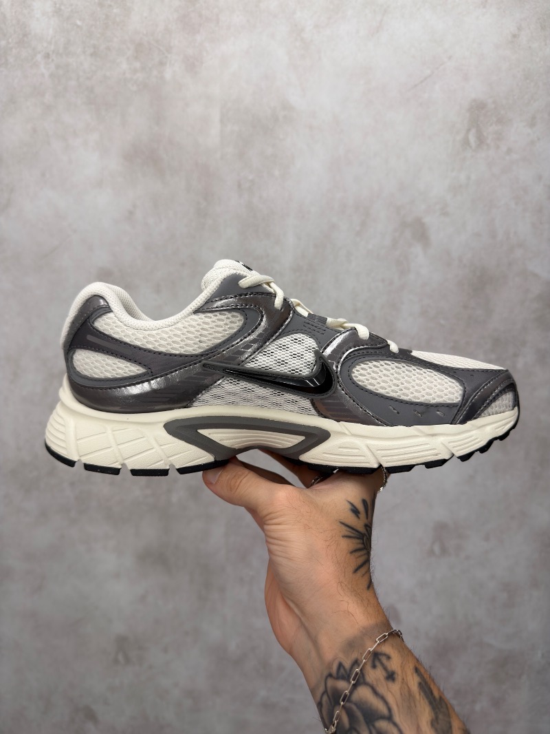 Foto 4 de Nike V5 RNR Phantom Pencil Point Black — 42, Novo