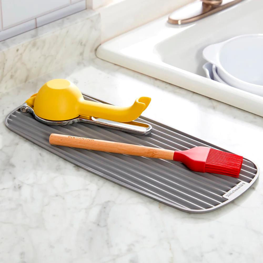 Foto 2 de Tapete de Secagem Copos Louças Cinza Silicone KitchenAid