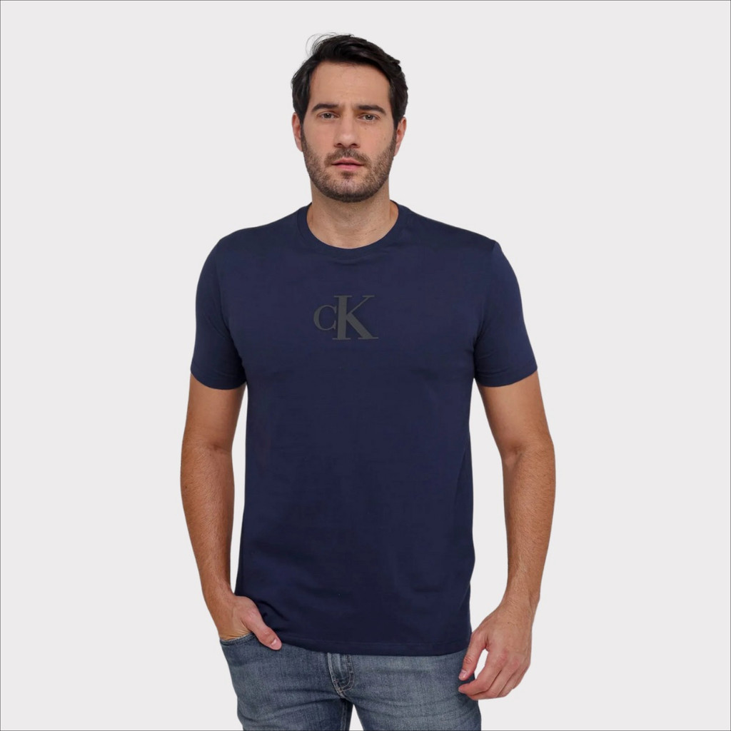 Camiseta Calvin Klein Logo Central CK