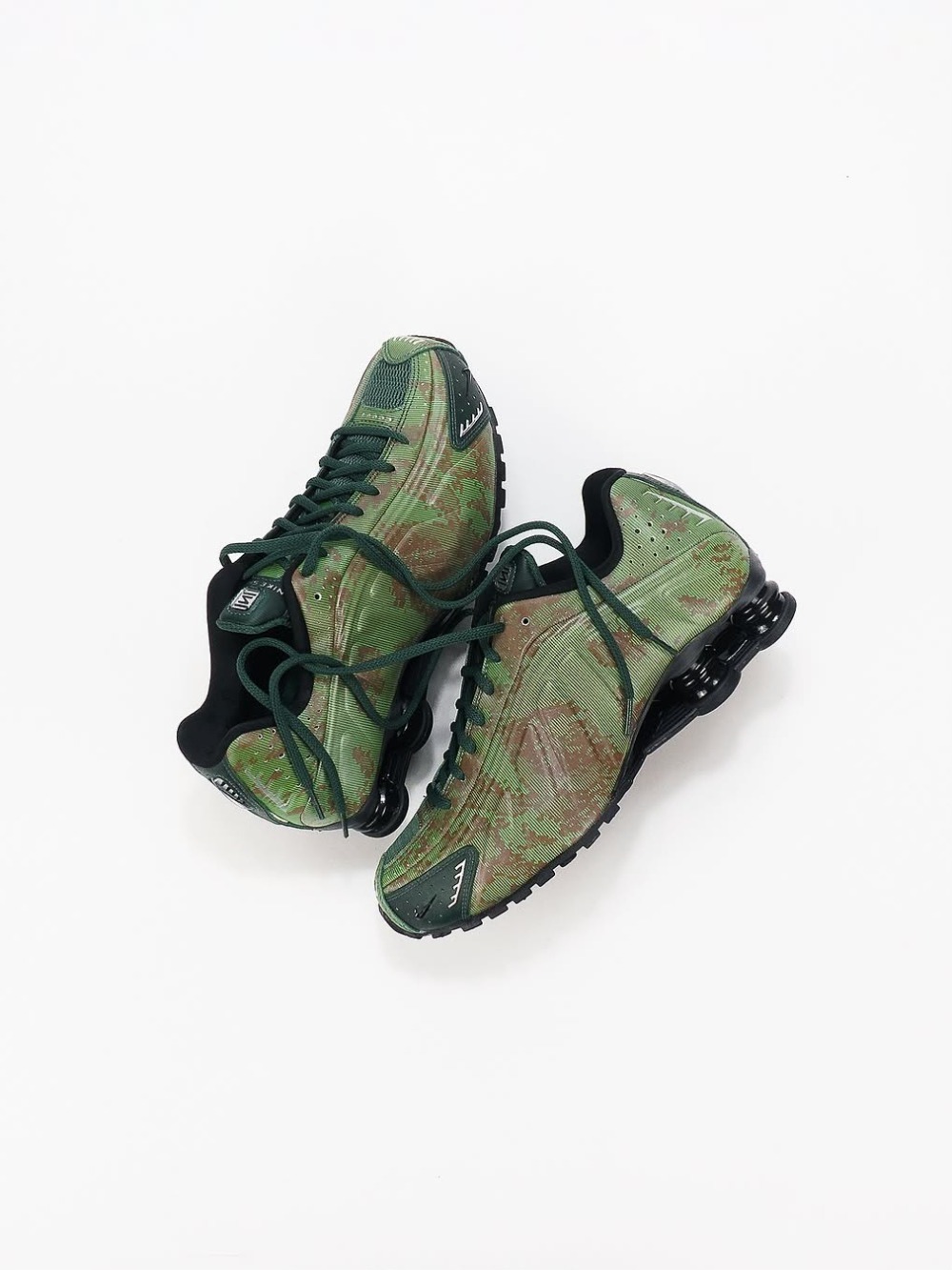 Nike Shox R4 Noble Green — 37 / 38 / 39 / 40 / 41 / 42 / 43, Novo