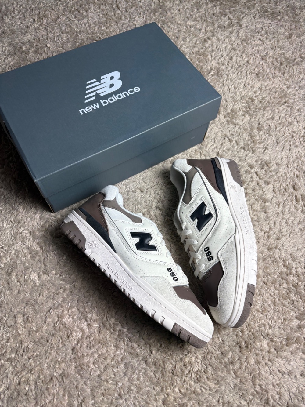New Balance 550 Sea Salt Macadamia Nut Brown — 43, Novo