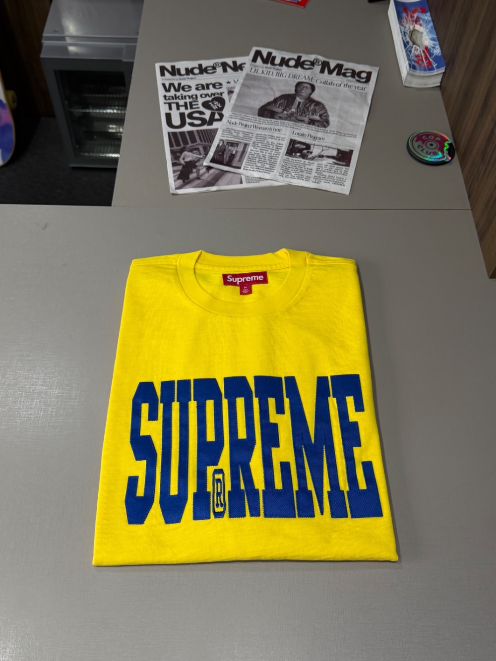 Camiseta Supreme Stretch Appliqué S/S Top Yellow FW26-W1 — M, Novo