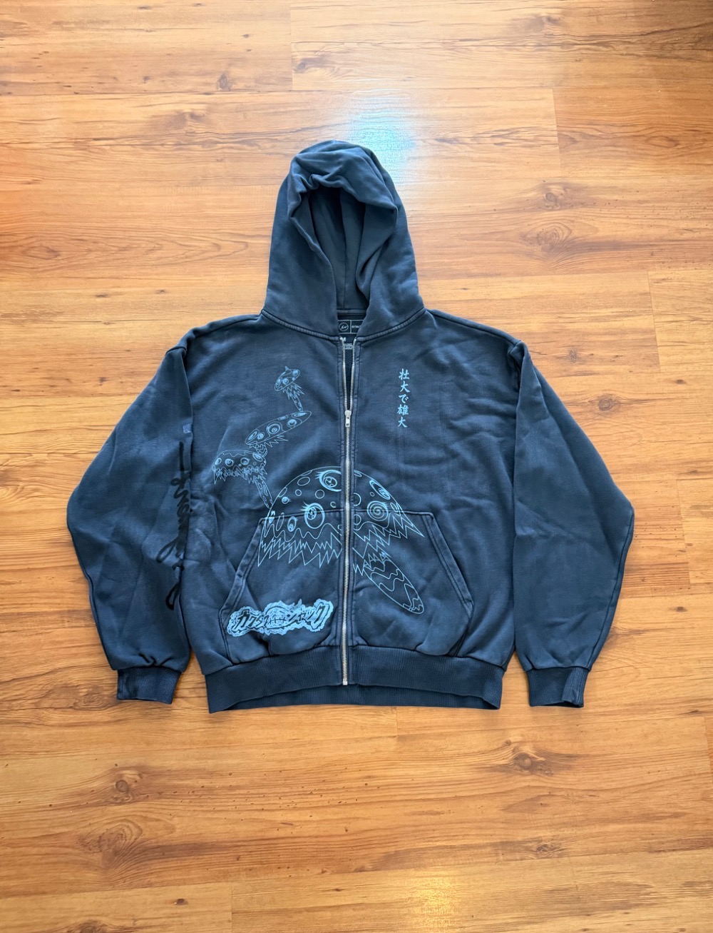 Takashi Murakami x Fragment x Cactus Jack Jaqueta Reborn Zip Black — G, Novo