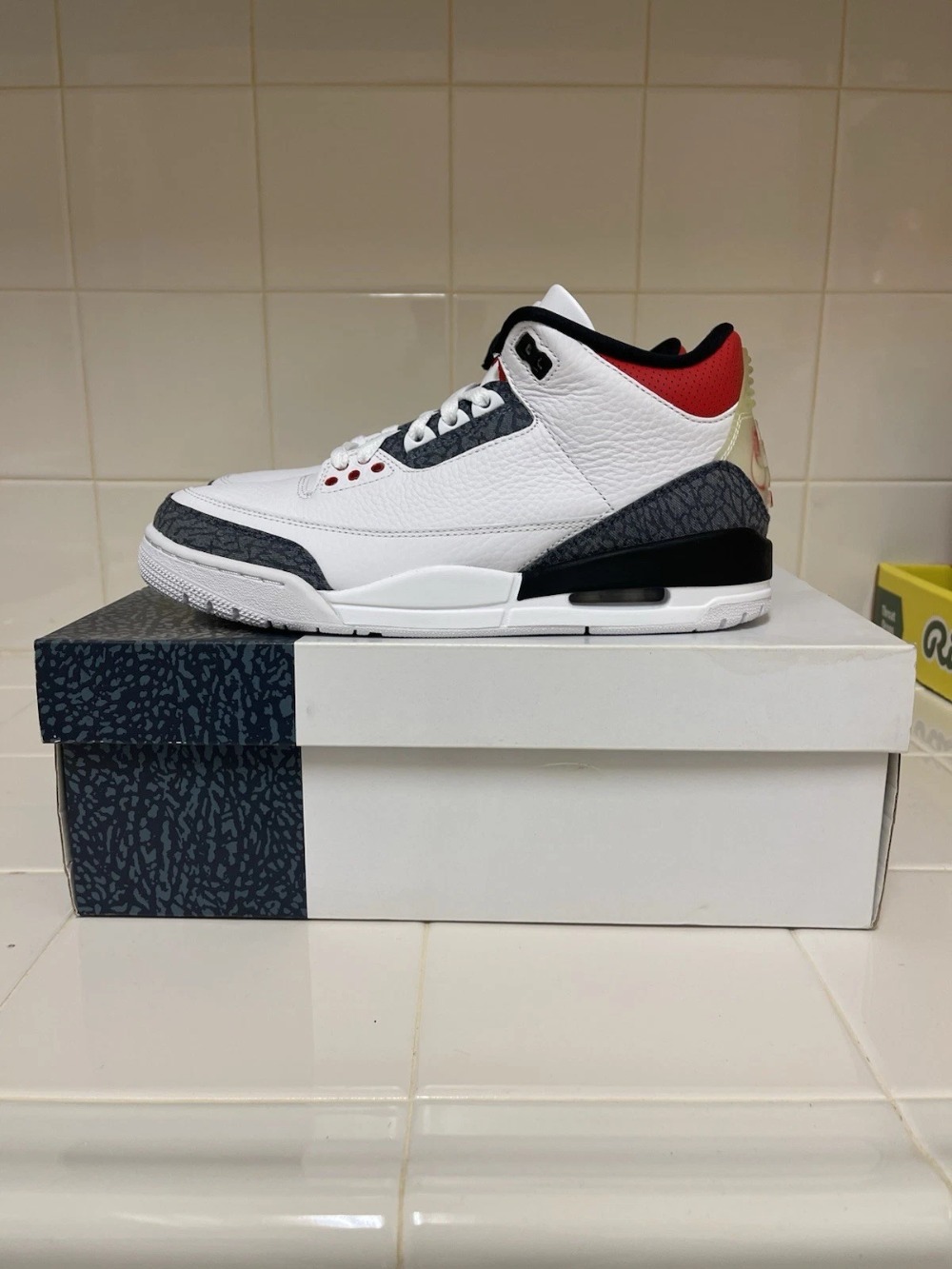 Air Jordan 3 SE-T CO.JP Fire Red Denim — 42 / 43 / 43.5, Novo