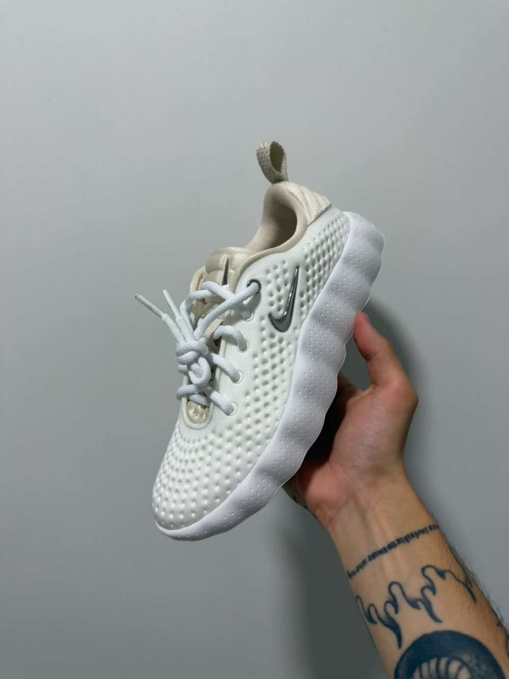 Nike Mind 002 Summit White Phantom — 39, Novo