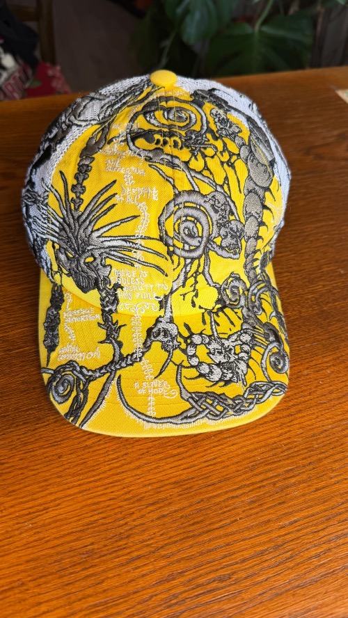 Boné Supreme Wombat Embroidered Mesh Back 6-Panel Yellow SS26-W17 — Único, Novo