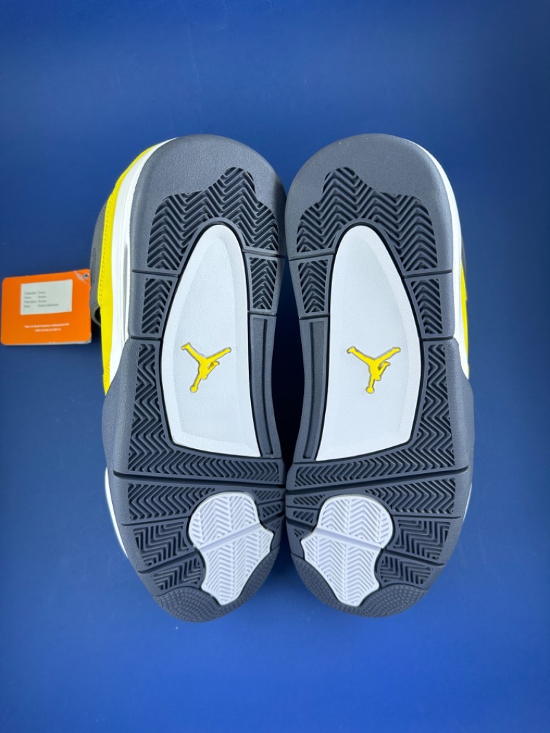 Foto 4 de Air Jordan 4 Lightning — 44, Novo