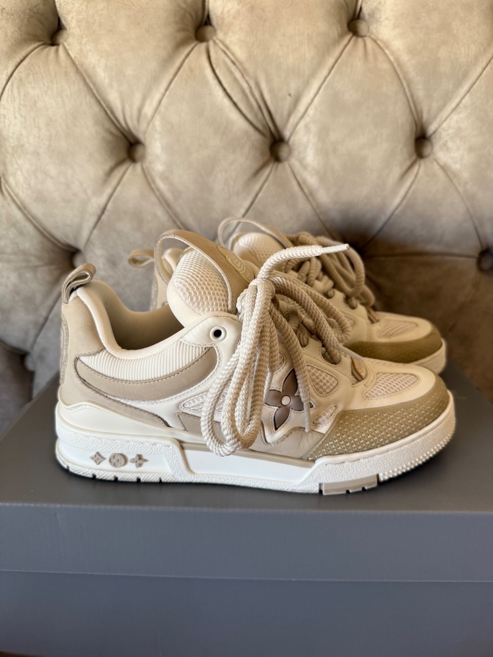 Louis Vuitton LV Skate Sneaker Beige White — 40, Usado