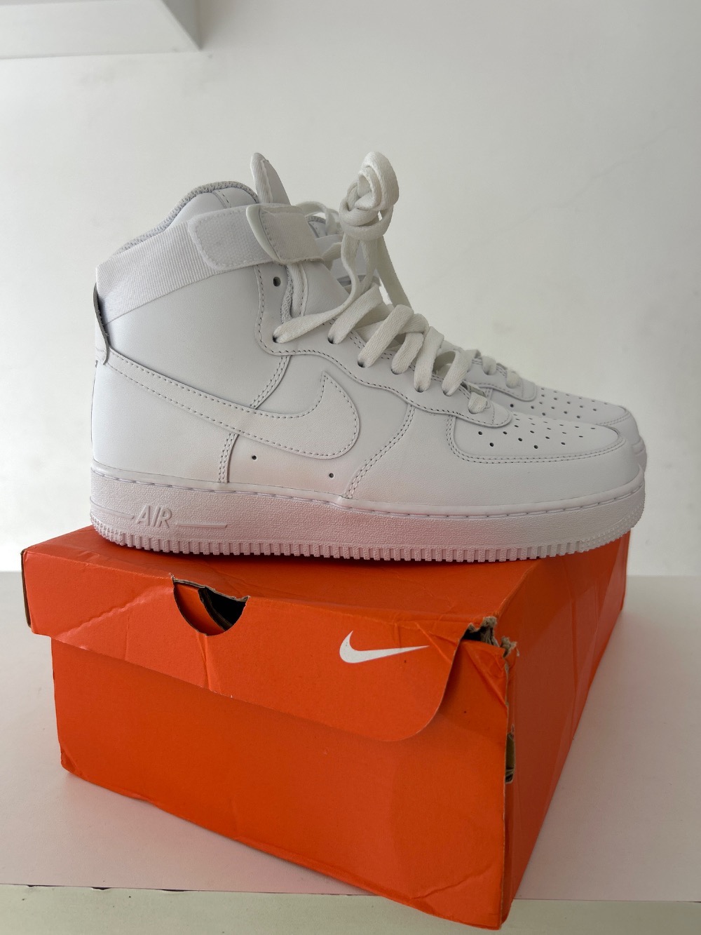 Nike Air Force 1 High 07 Triple White — 40, Novo