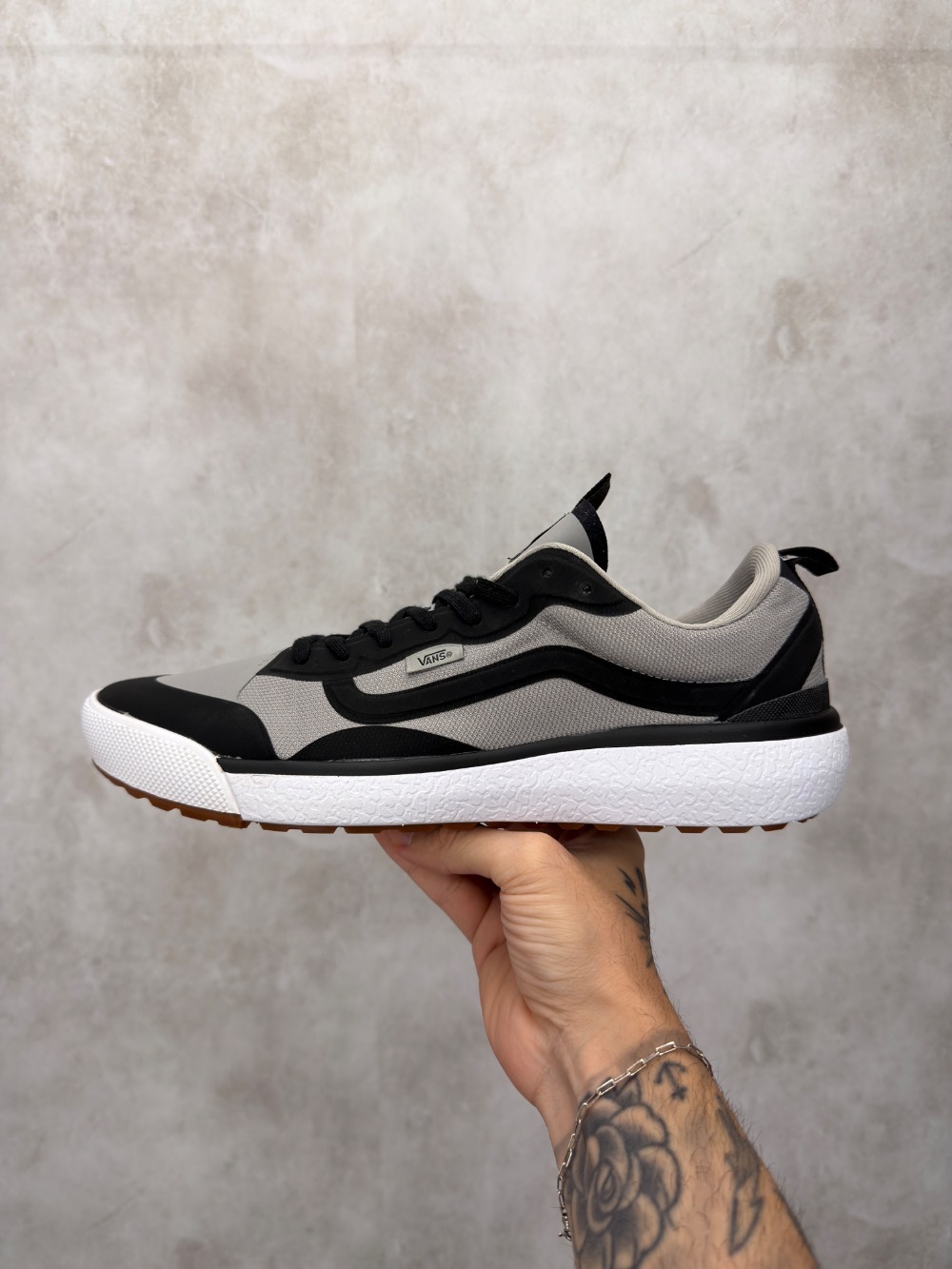 Vans Ultrarange Exo Athletic Grey Black — 40 / 42, Novo