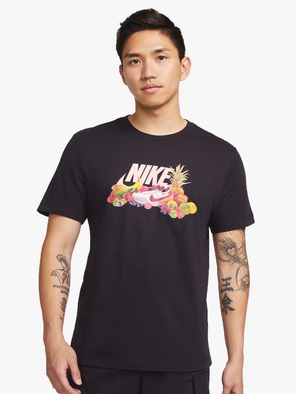 Camiseta Nike SportsWear Swoosh Fruit Black — M, Novo