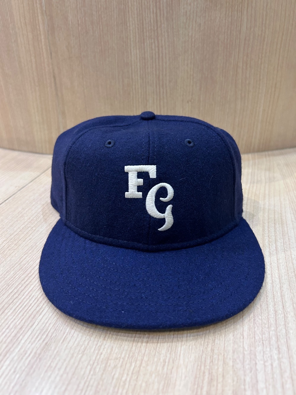 Fear of God Essentials x New Era Boné New York Yankees Wool Retro Crown — 7 / 7-1/8 / 7-1/4 / 7-3/8 / 7-1/2 / 7-5/8, Novo
