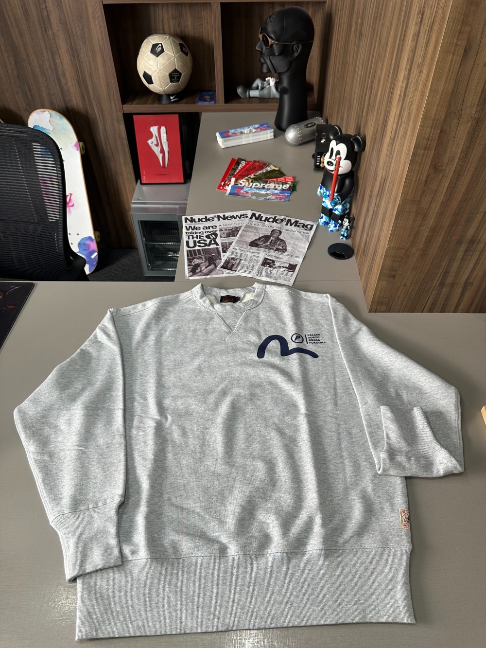 Evisu x Palace Moletom Crew Grey Marl — G, Novo
