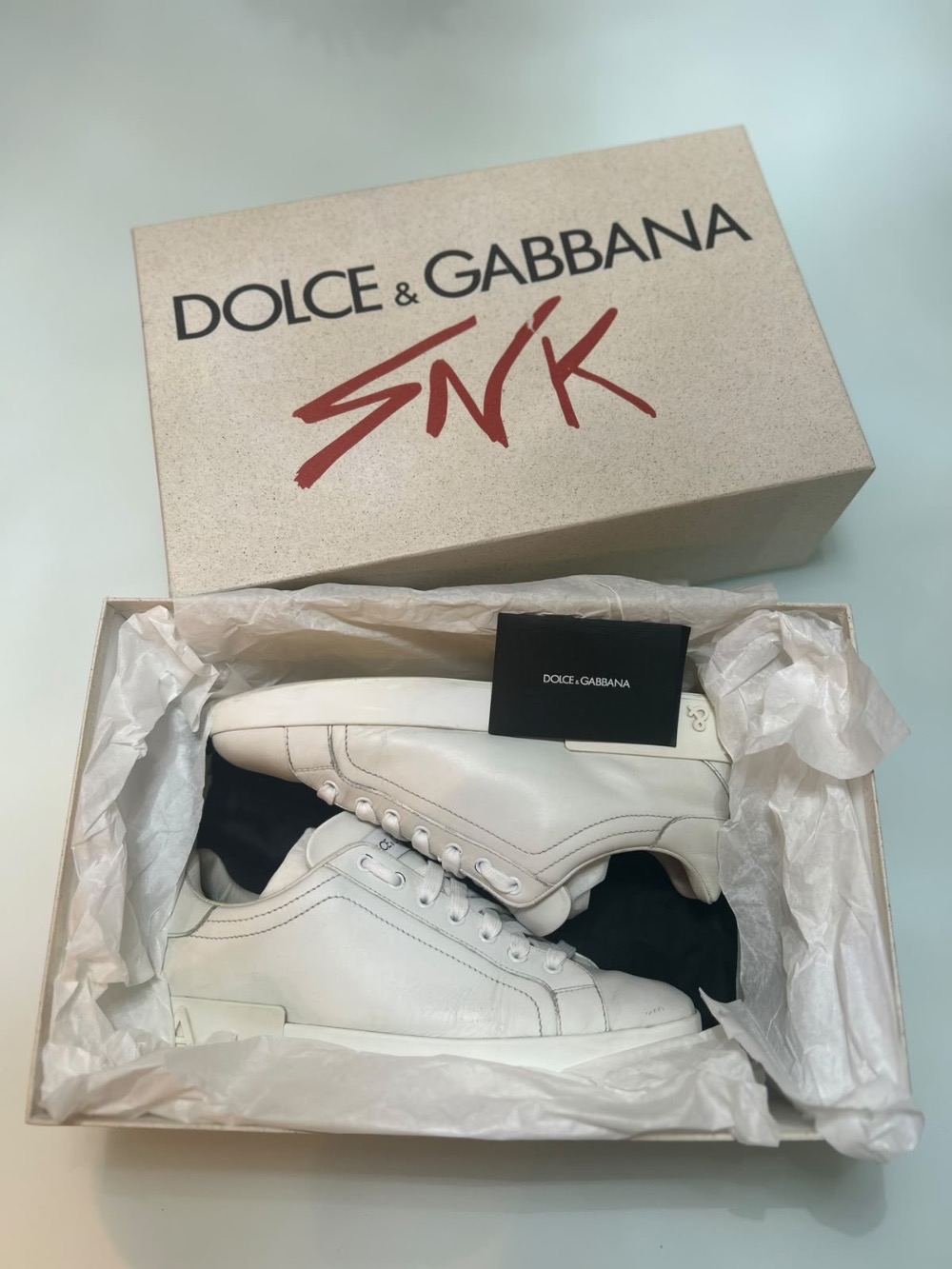 Dolce & Gabbana Portofino Leather White — 40, Usado