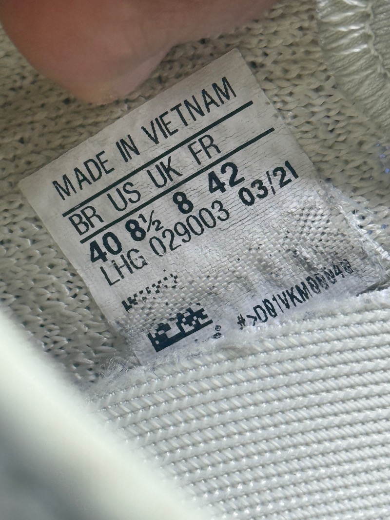 Foto 5 de Yeezy Boost 350 v2 Light — 40, Usado
