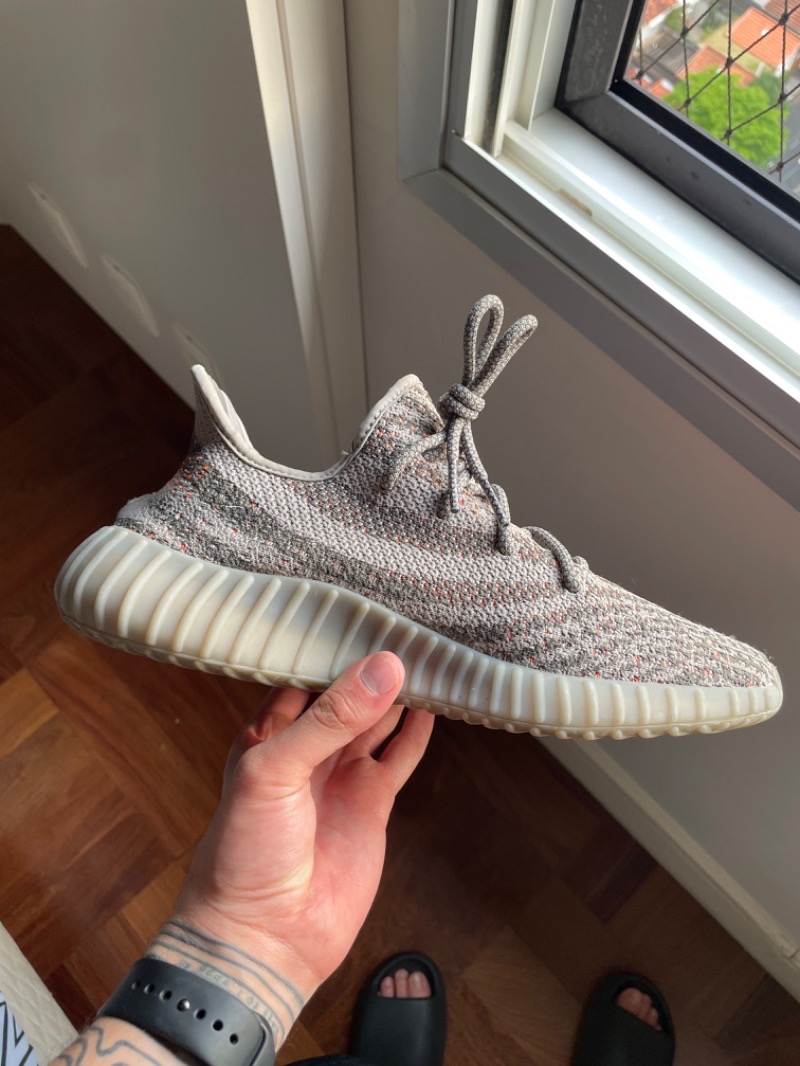 Foto 2 de Yeezy Boost 350 v2 Beluga Reflective — 42, Usado