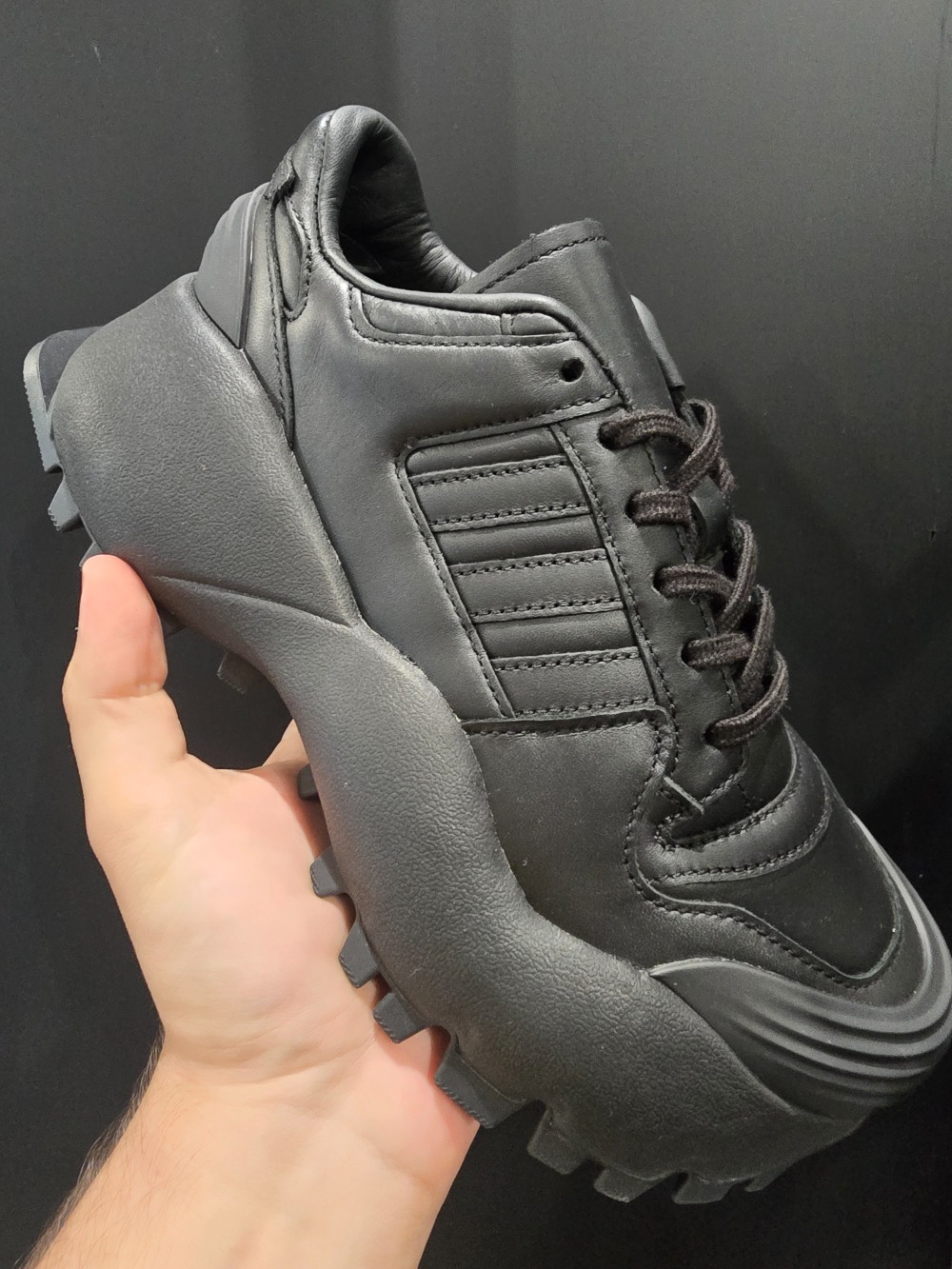 Chavarria x adidas Forum Core Black Carbon — 37 / 41 / 45, Novo