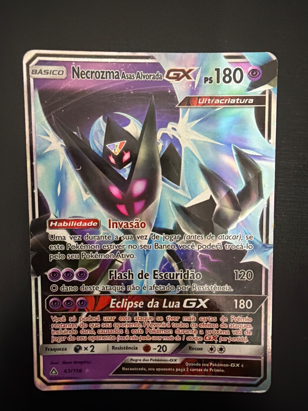 Necrozma Asas Alvorada-GX (63/156) Ultra Prisma Pokémon TCG — Damaged, Usado