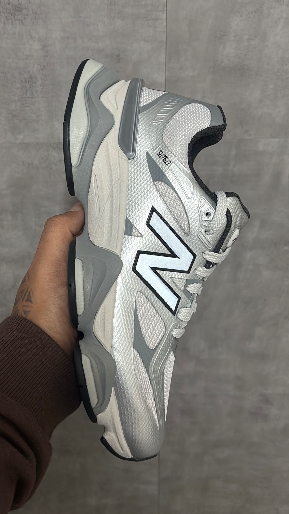 New Balance 9060L Silver Grey — 40 / 41 / 42 / 43, Novo