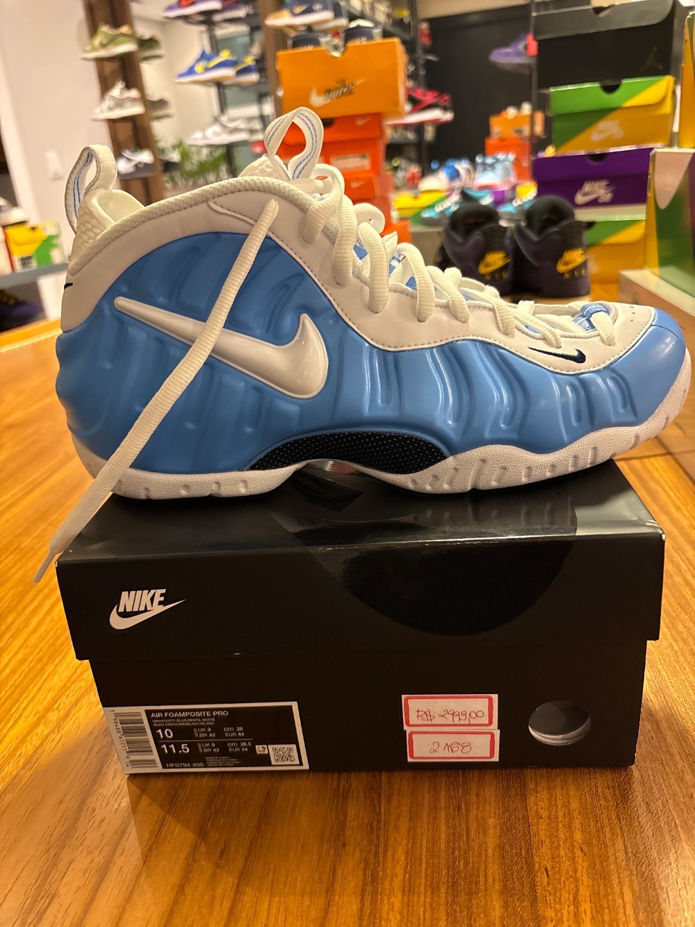 Nike Air Foamposite Pro University Blue White — 42, Novo