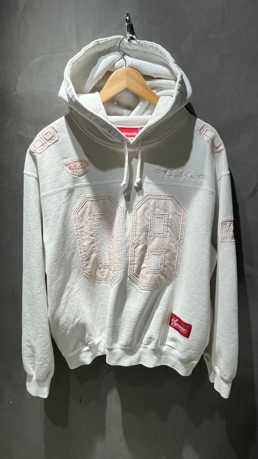 Moletom Supreme Football Jersey White SS26-W18 — M, Novo