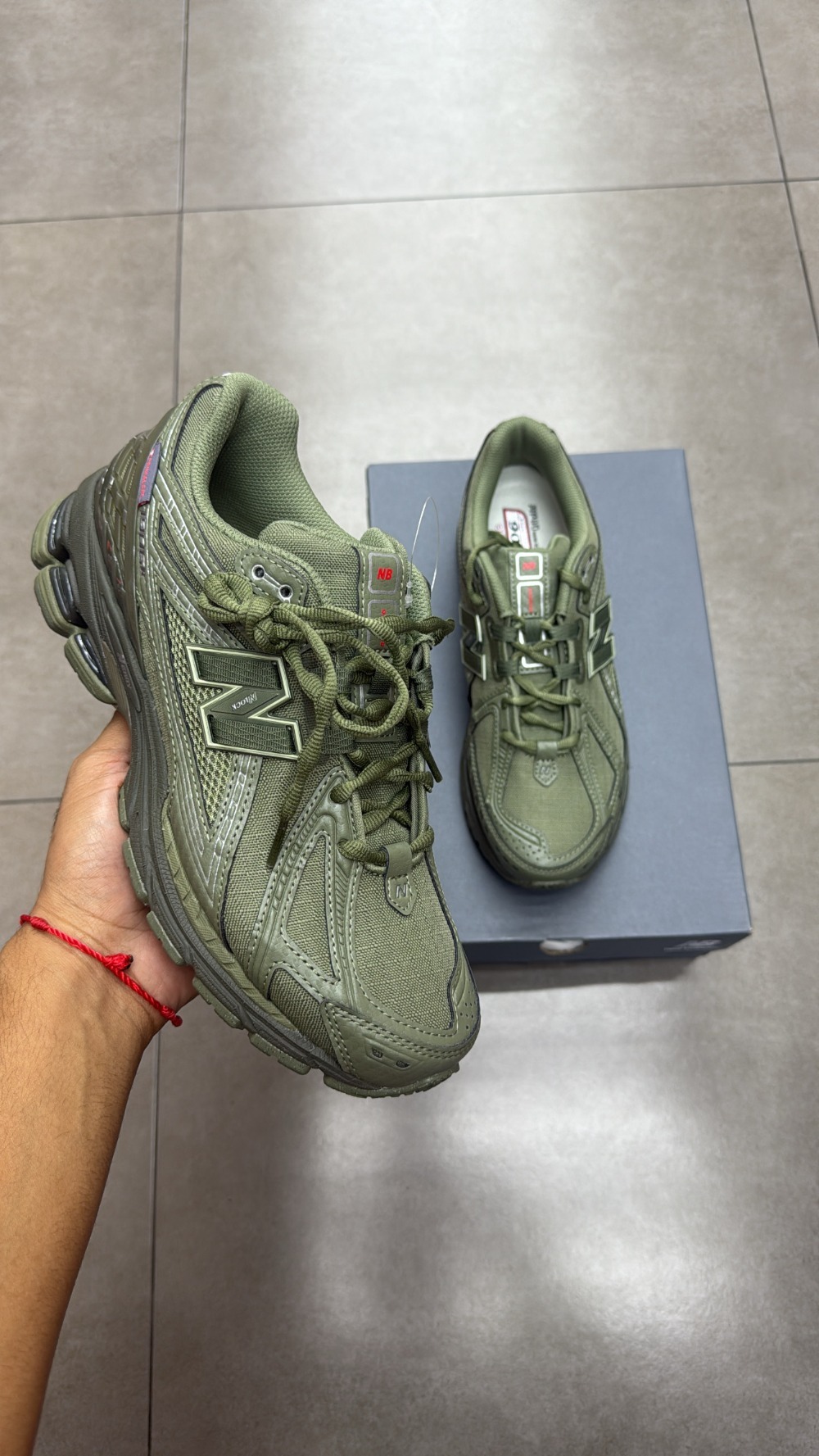 New Balance 1906R Primaloft Dark Olivine Silver Metallic — 40, Novo