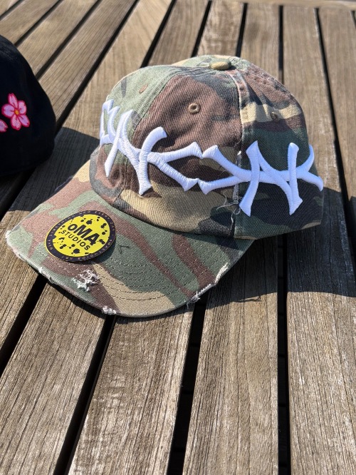 Boné oMA Studios NEW YoRK CRoWN Distressed Hat Army CAMo — Único, Novo