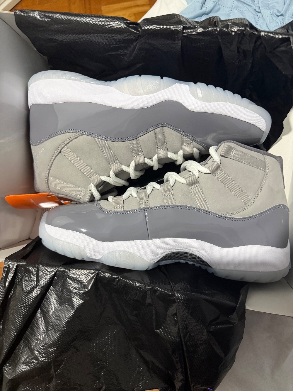 Air Jordan 11 Cool Grey — 39, Novo
