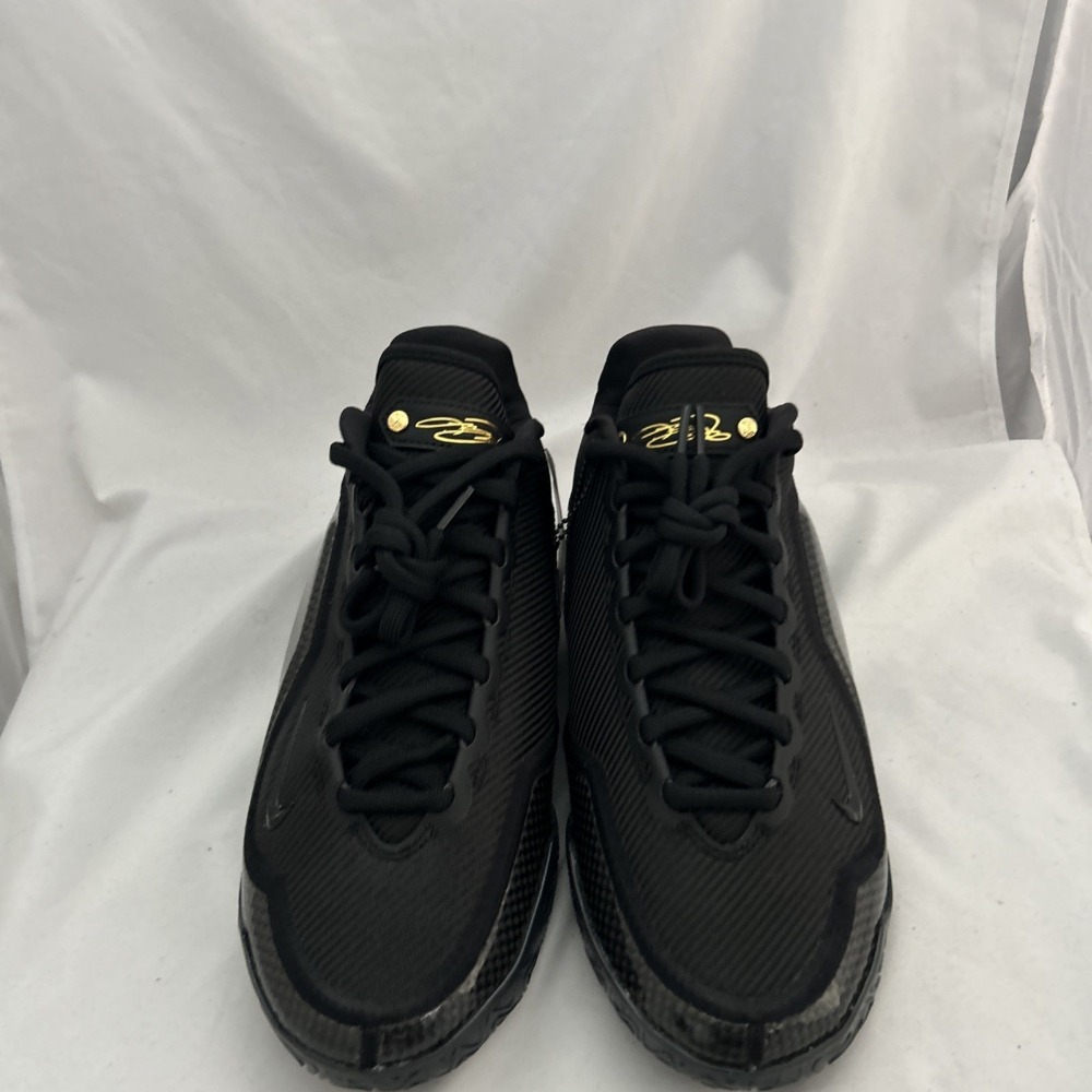 Nike LeBron 23 Masked Menace Black — 38 / 39 / 39.5 / 40 / 40.5 / 41 / 42 / 42.5 / 43 / 43.5, Novo