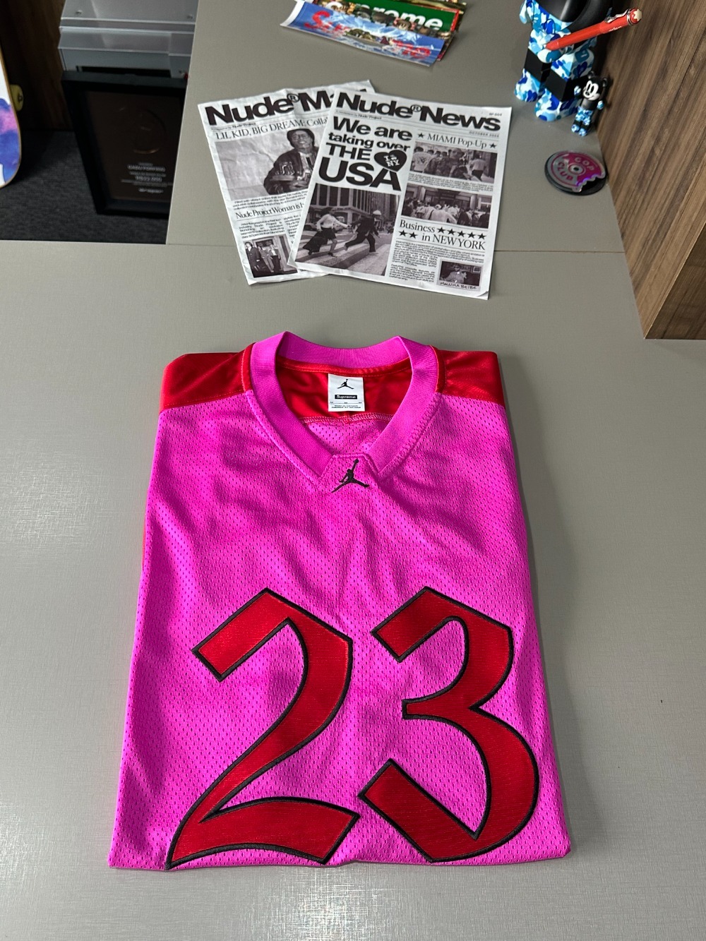 Air Jordan x Supreme Camiseta Jersey Pink SS26-W15 — M, Novo