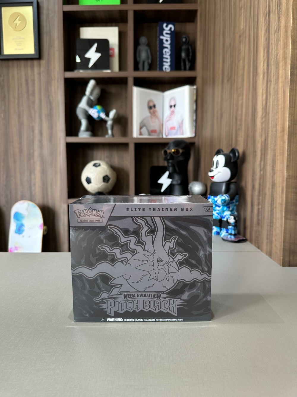 Coleção Treinador Avançado ME05 Escuridão Absoluta Pokémon TCG EN-US — Único, Novo
