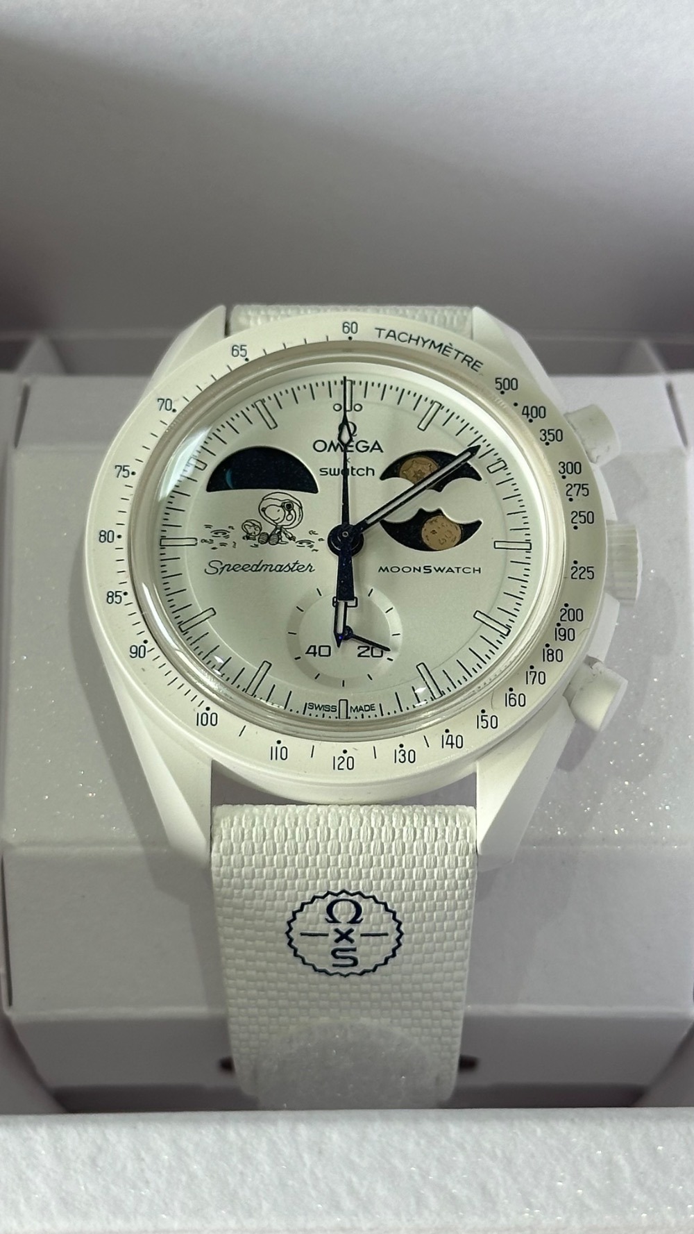 Omega x Swatch Relógio Mission To Earthphase Moonshine Snoopy Gold White — Único, Novo
