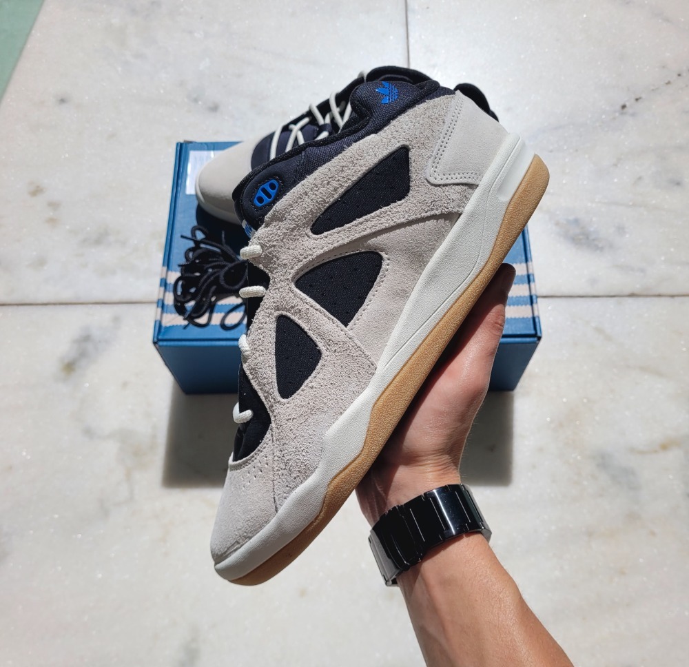 Bad Bunny x adidas BadBo 1.0 Off White Core Black Gum — 41, Novo