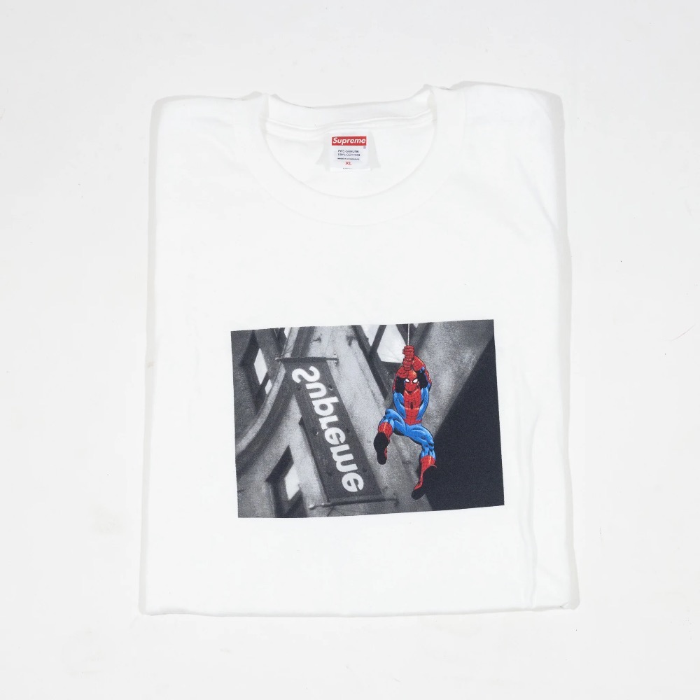 Camiseta Supreme Spider-Man Tee White SS26-W1 — XG, Novo