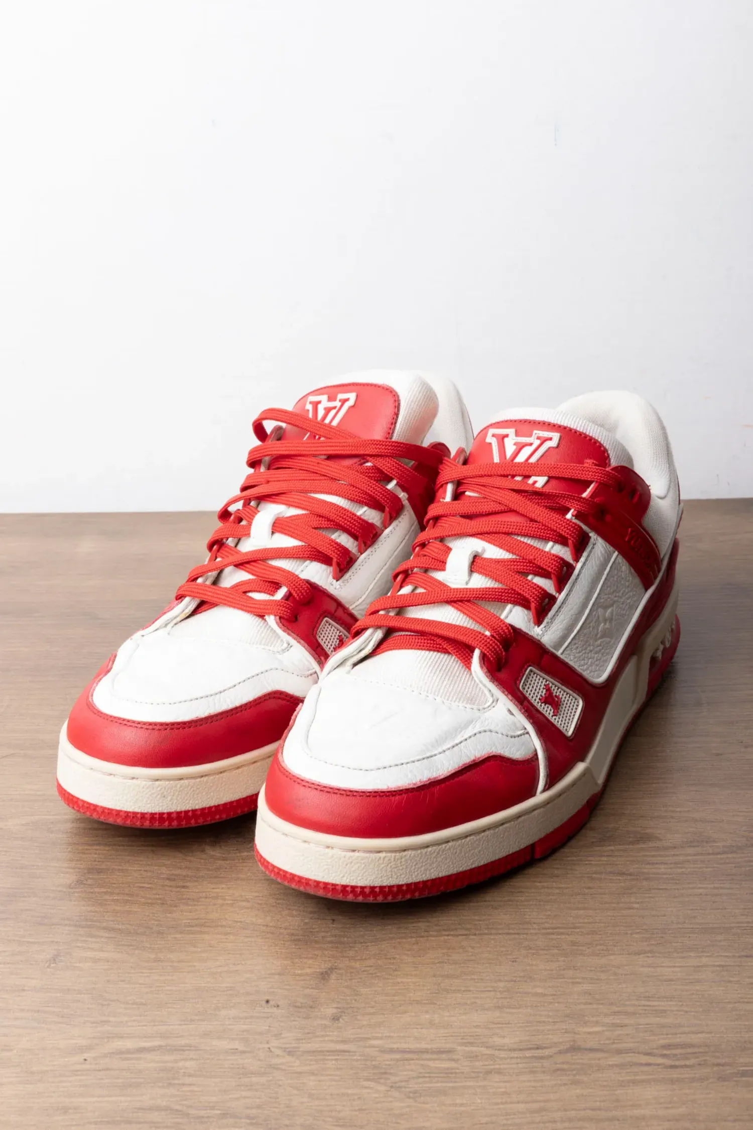 Louis Vuitton LV Trainer Red White — 41, Usado